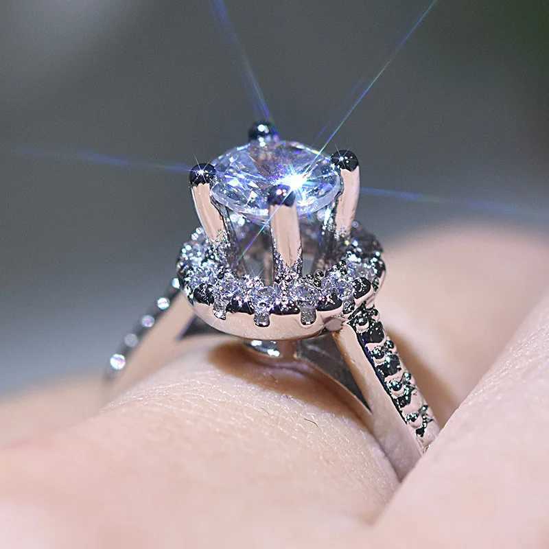 New 925 Sterling Silver Ring Simulation Diamond CZ Ring Suitable For Female Charm Jewelry Engagement GiftsXJ250514
