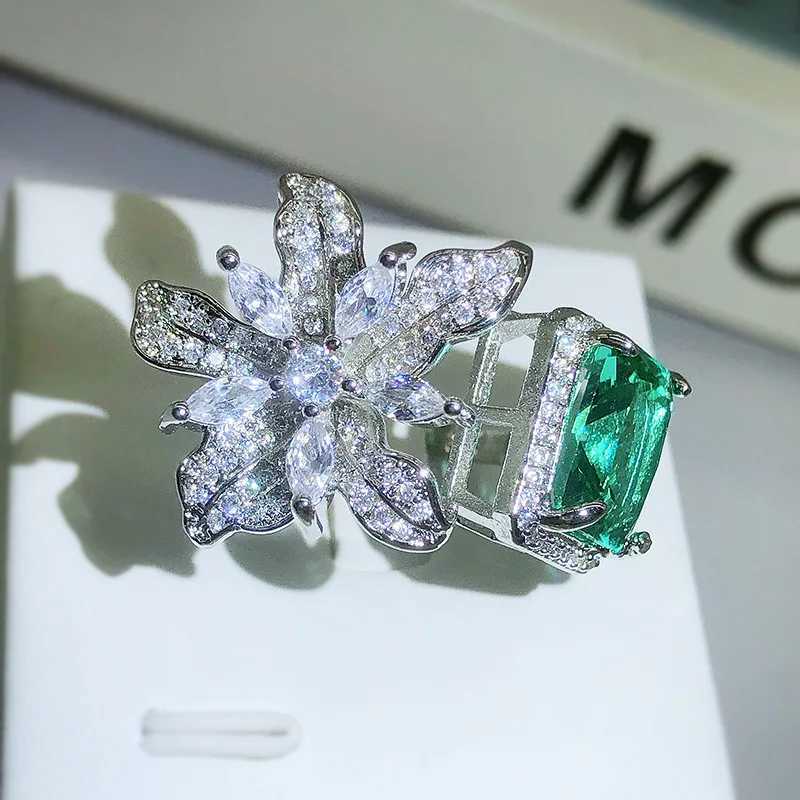 Delicate Square Flower Asymmetric Ring 925 Stamp Full Diamond Set Green Zircon Ring For Women Wedding Party GiftXJ250104