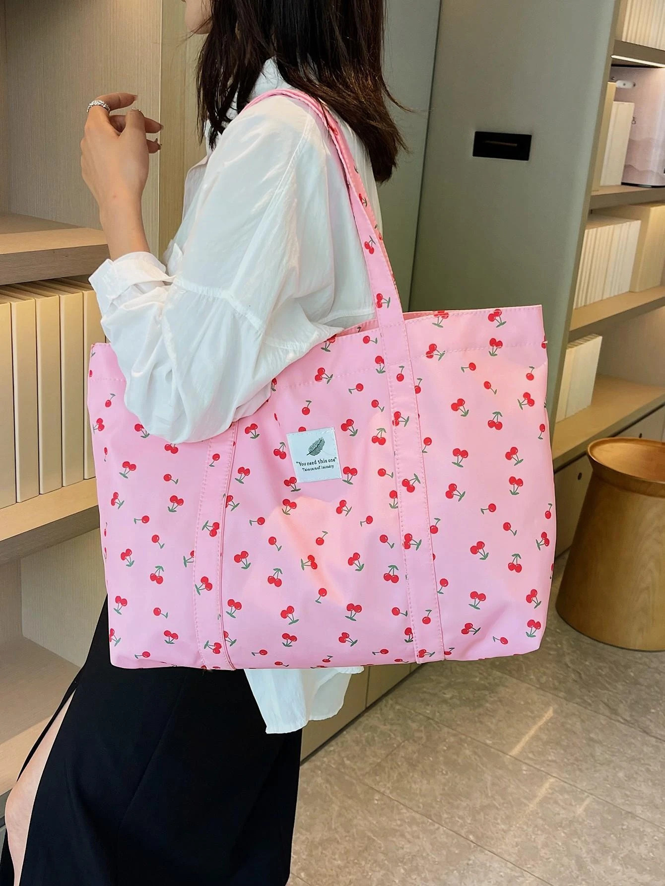Fashionable Sweet Pink Strawberry Cherry Tote Bag For Women Large Capacity Casual Versatile Portable Shopping Shoulder Bag 250102