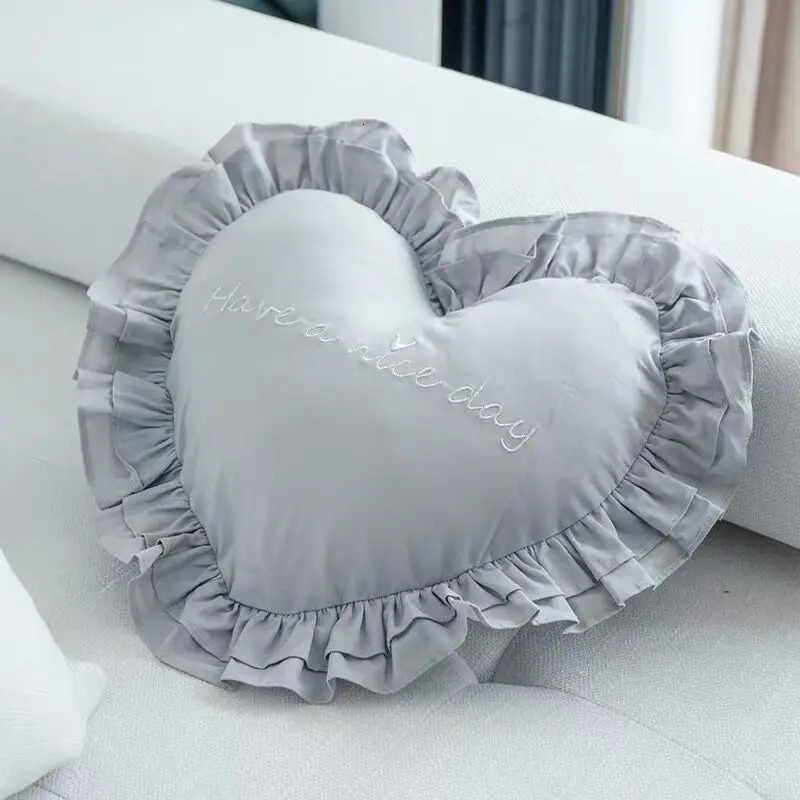 Lovely Nordic Pink Heart Cushion Pillow Baby Girl Room Decoration Cotton Covered Ruffle Pillow Kids Room Baby Shower Gifts 250103