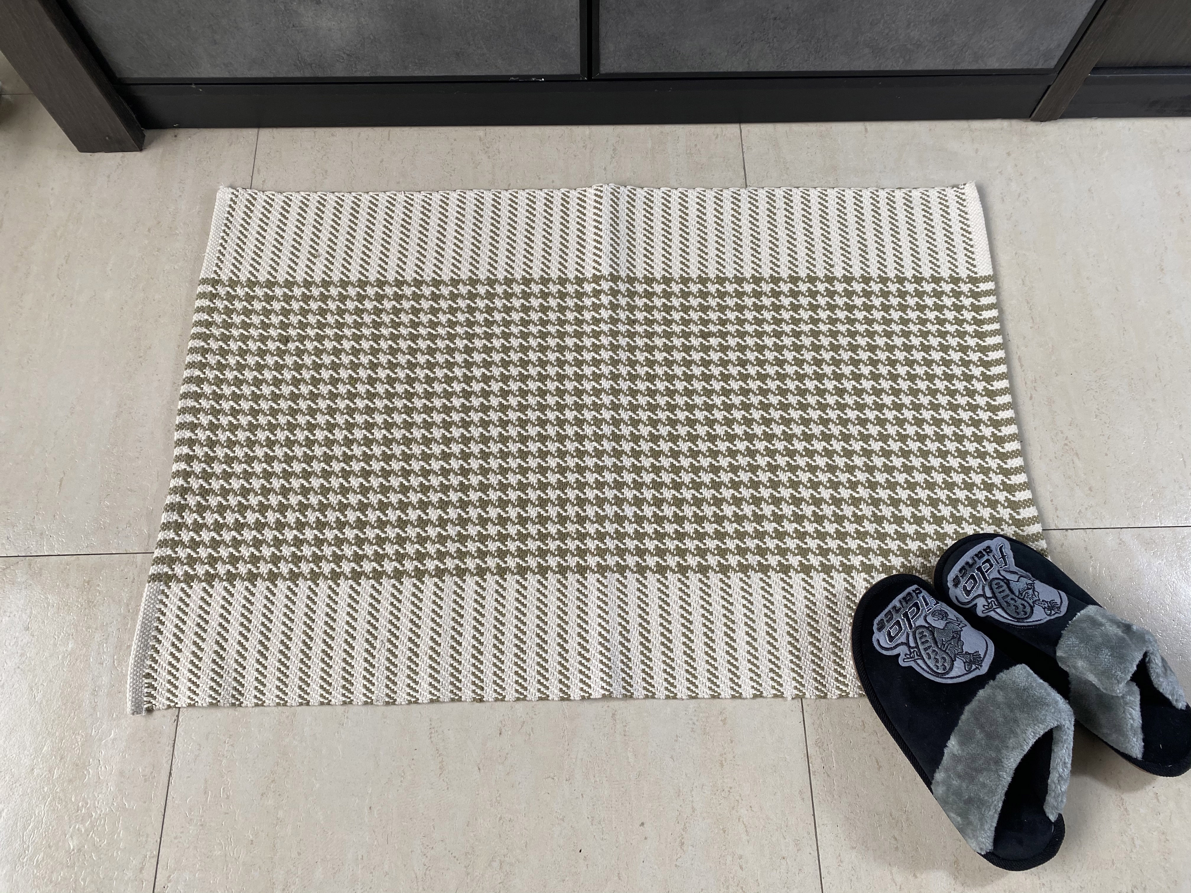 Elegant Handcrafted Cotton Floor Mat - Colorful Design & Sturdy Build