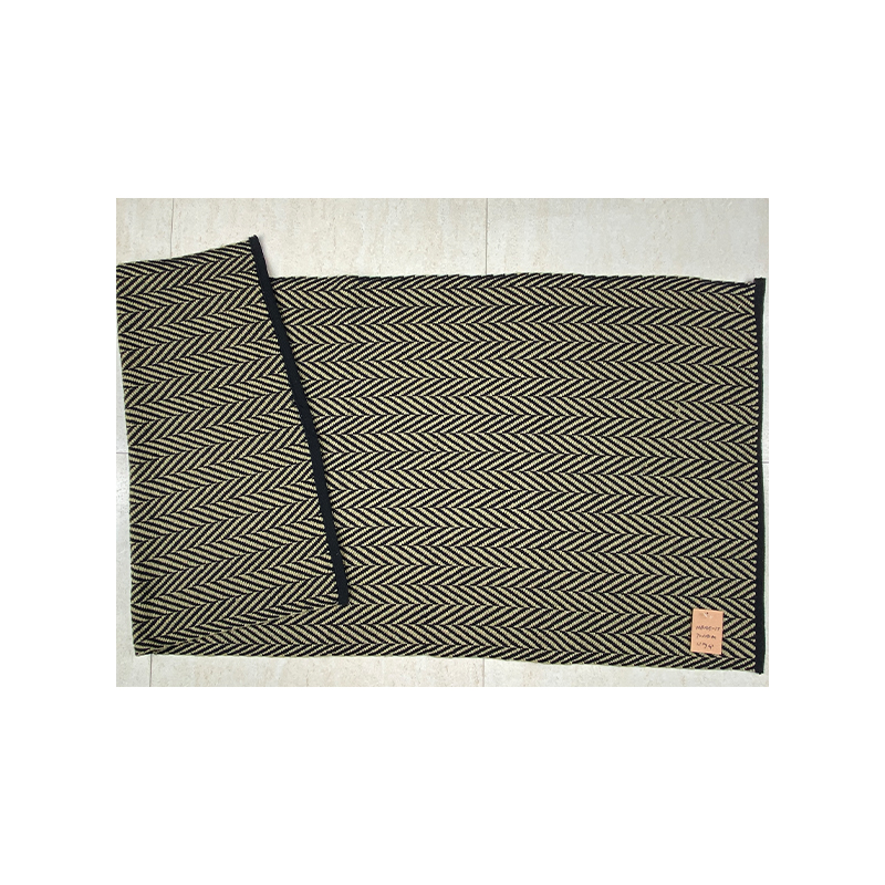 Stylish Handmade Cotton Rugs Featuring Solid Build and Advanced Moisture Wicking Technology for Elegant Environments