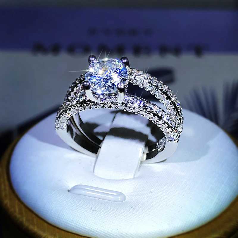 Luxury 925 Silver White -Cl Cubic Zirconia Women Engagement Rings Graceful Proposal Rings r Brilliant Statement JewelrXJ250104