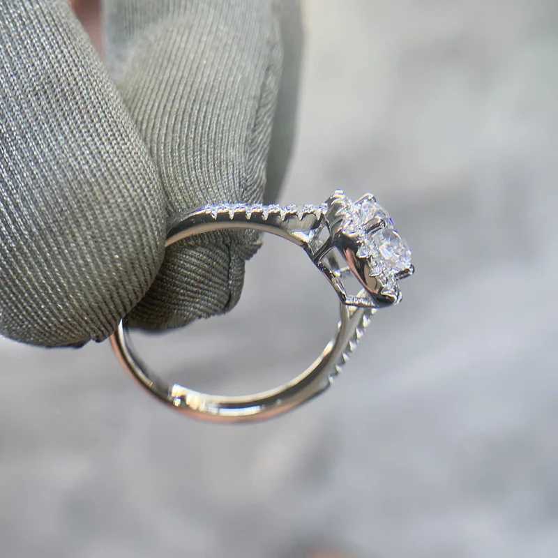 Luxury Clear CZ Heart Finger Ring for Women Wholesale 925 Sterling Silver Wedding Engagement Statement Fashion Fine JewelryXJ250514