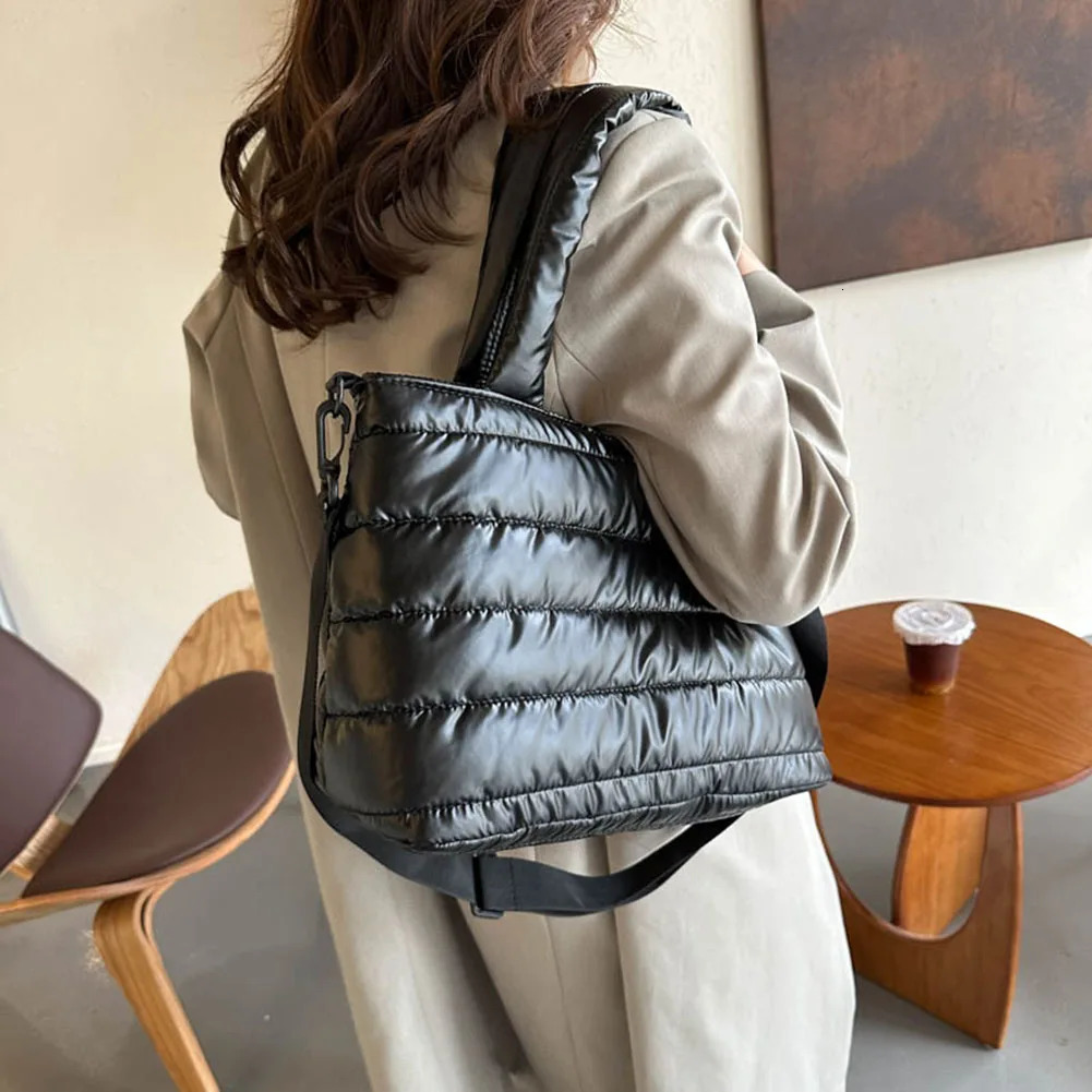 Womens Puffer Tote Bag Quilted Shoulder Bag Lightweight Autumn Winter Puffy Handbags Cross Body Large Padded Shopping Bag 250102