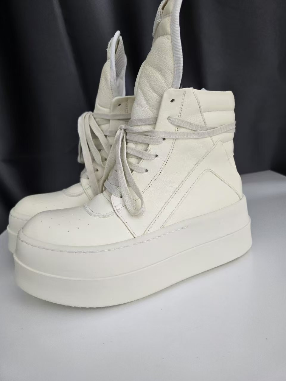 Thick Sole platform COWHIDE Genuine Leather Handmade Lace Up High Top Rock R0 Zipper basket Boots