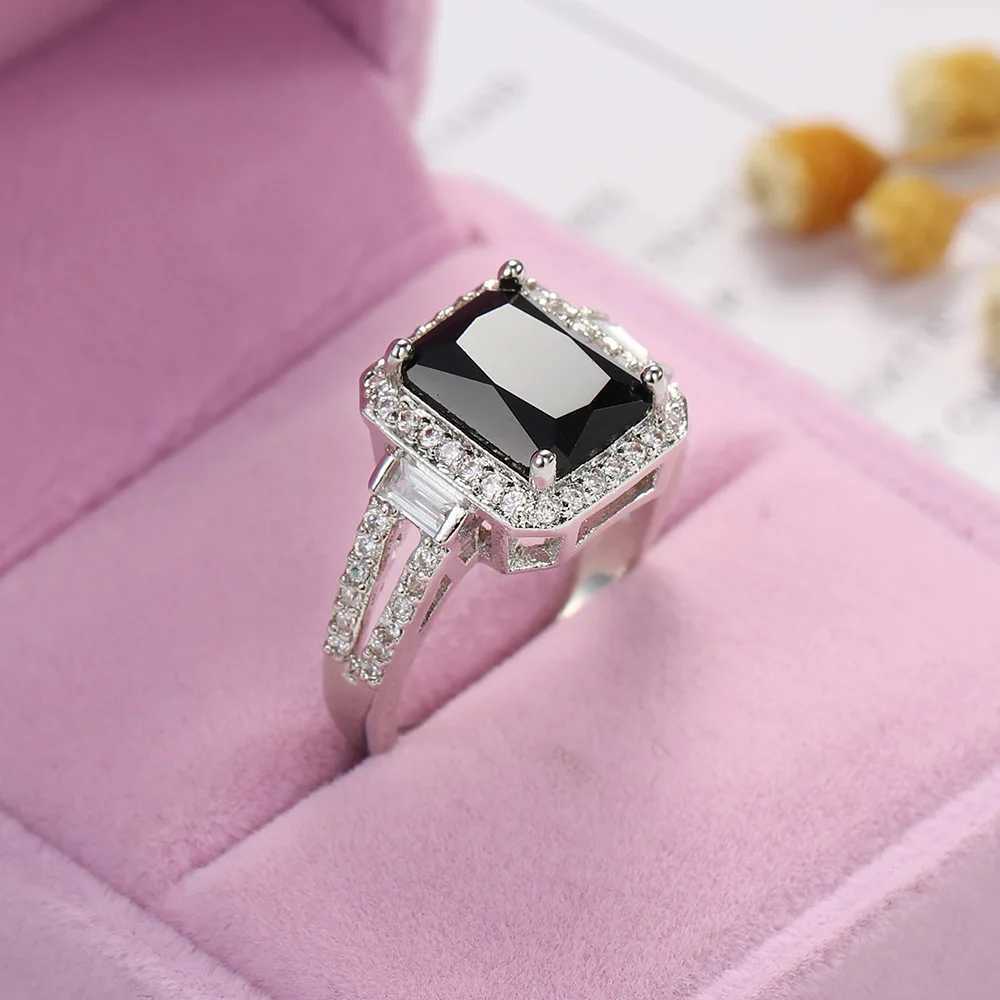 Charm Female Black Square Zircon Stone Ring 925 Sterling Silver Promise Wedding Rings for Women Big Crystal Ring Jewelry RingsXJ250514