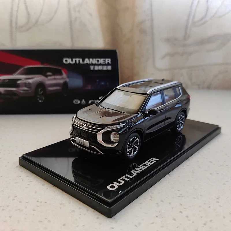 Diecast Model Cars Diecast 1 43 OUTLANDER SUV 2023 Simulation Alloy Model Car Toy Collectible Ornament Gifts CL250104