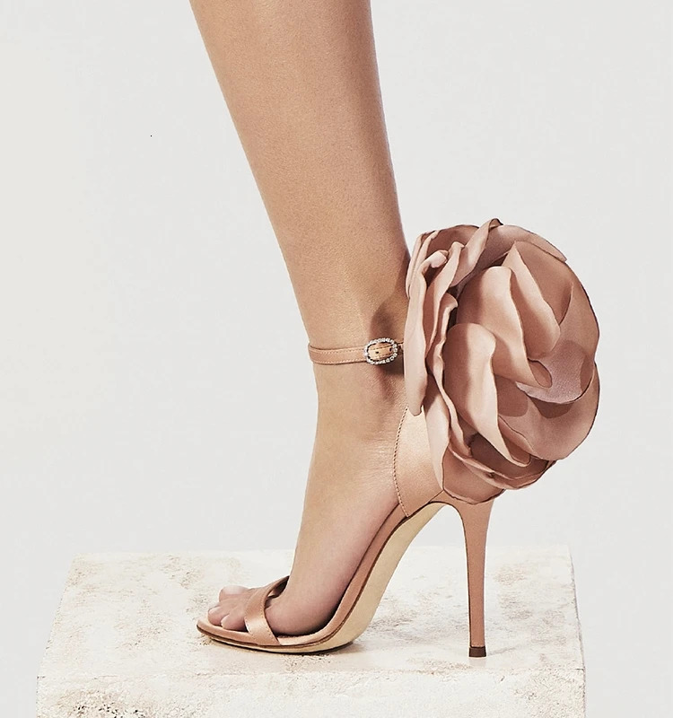 Wer High Heels 2024 New European And American Silk Round Open Toe Slim Heel One E Banquet Sandals For Women
