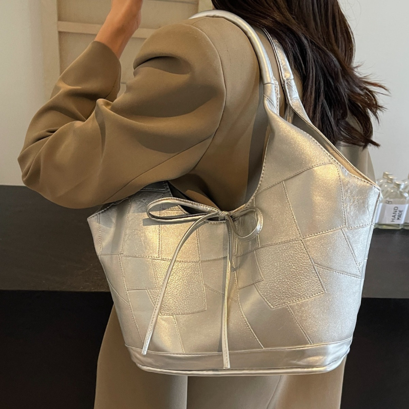Advanced Leisure Commuter New Tote Women Fashion Large-Capacity Retro Shoulder Bag