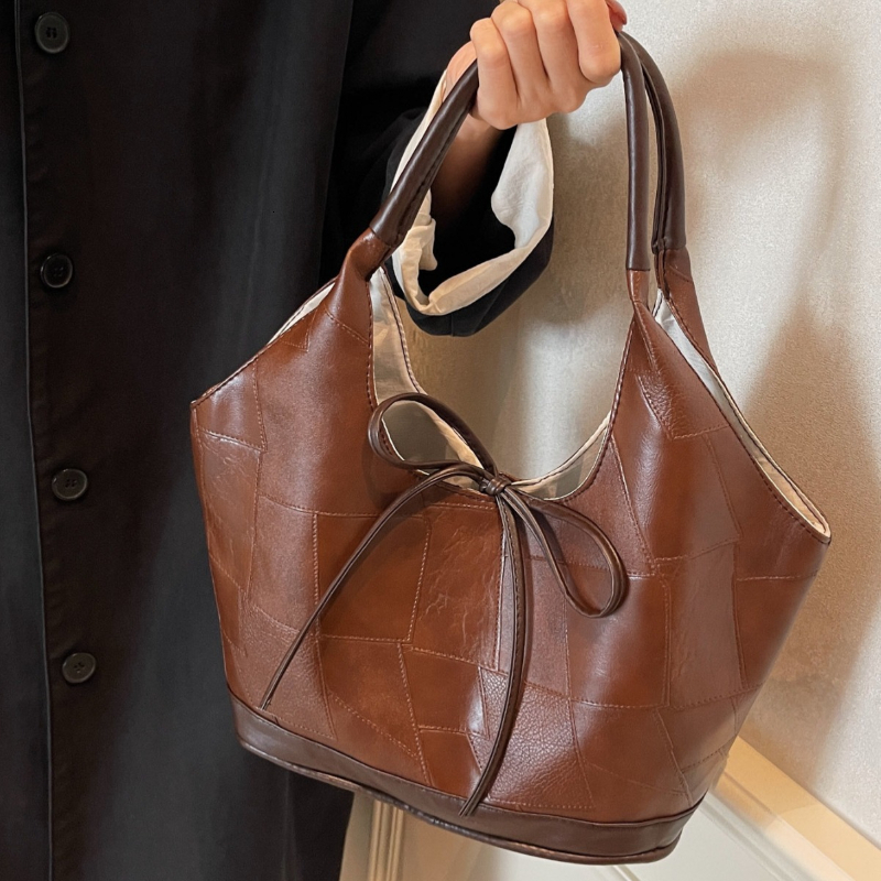 Advanced Leisure Commuter New Tote Women Fashion Large-Capacity Retro Shoulder Bag