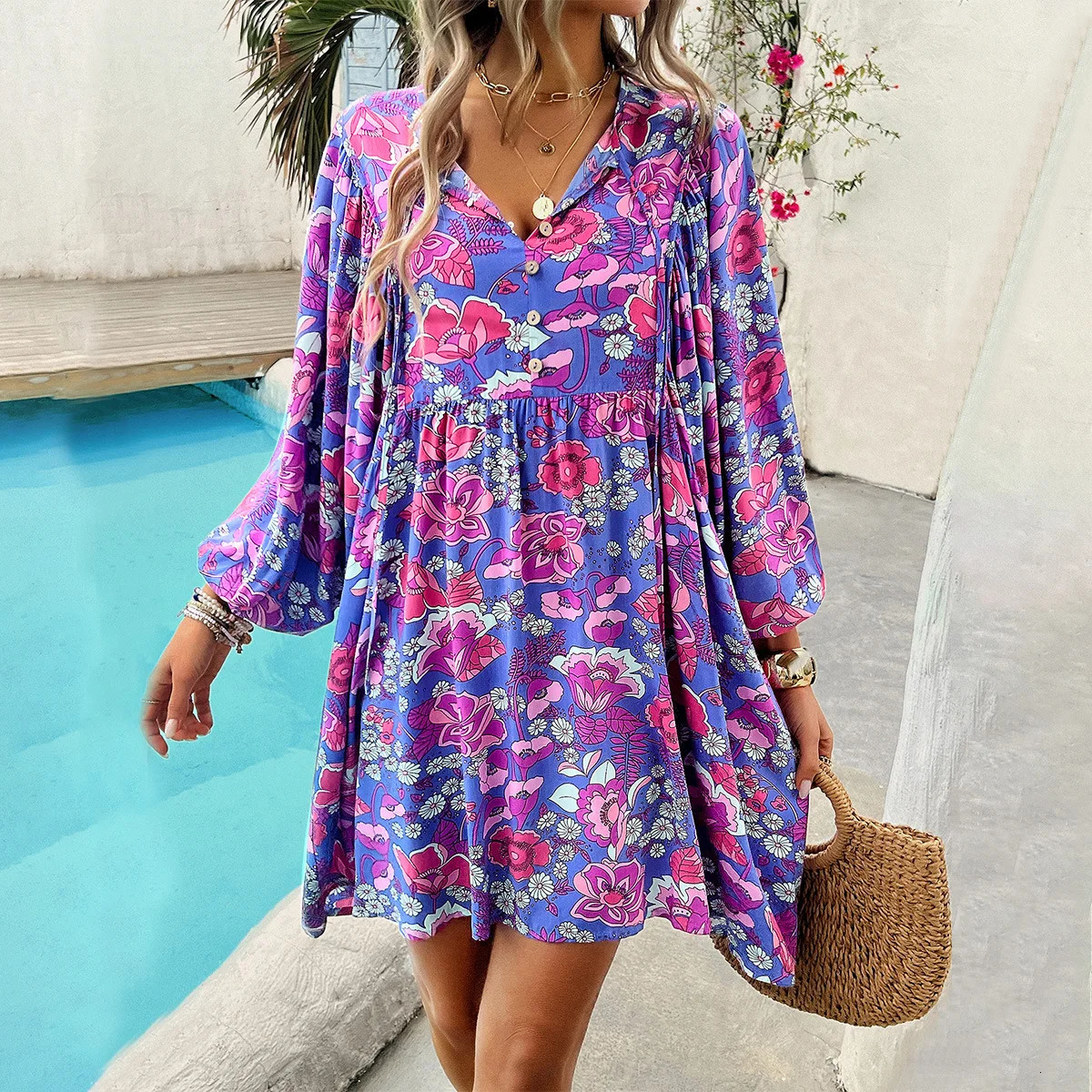 Womens dress Spring and Autumn womens casual holiday print V-neck long sleeved dress womens casual loose dress womens dress 250103