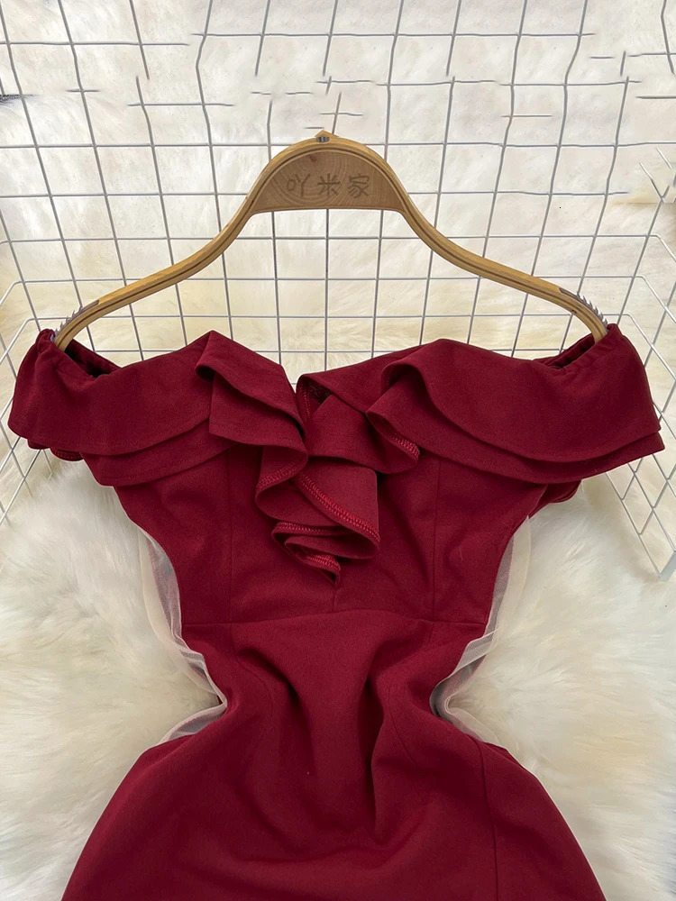 XFPV Women High Waiste Ruffles Temperament A-line Dresses Strapless Slash Neck Solid Color Vestidos Spring Summer 2025 SM9724 250103