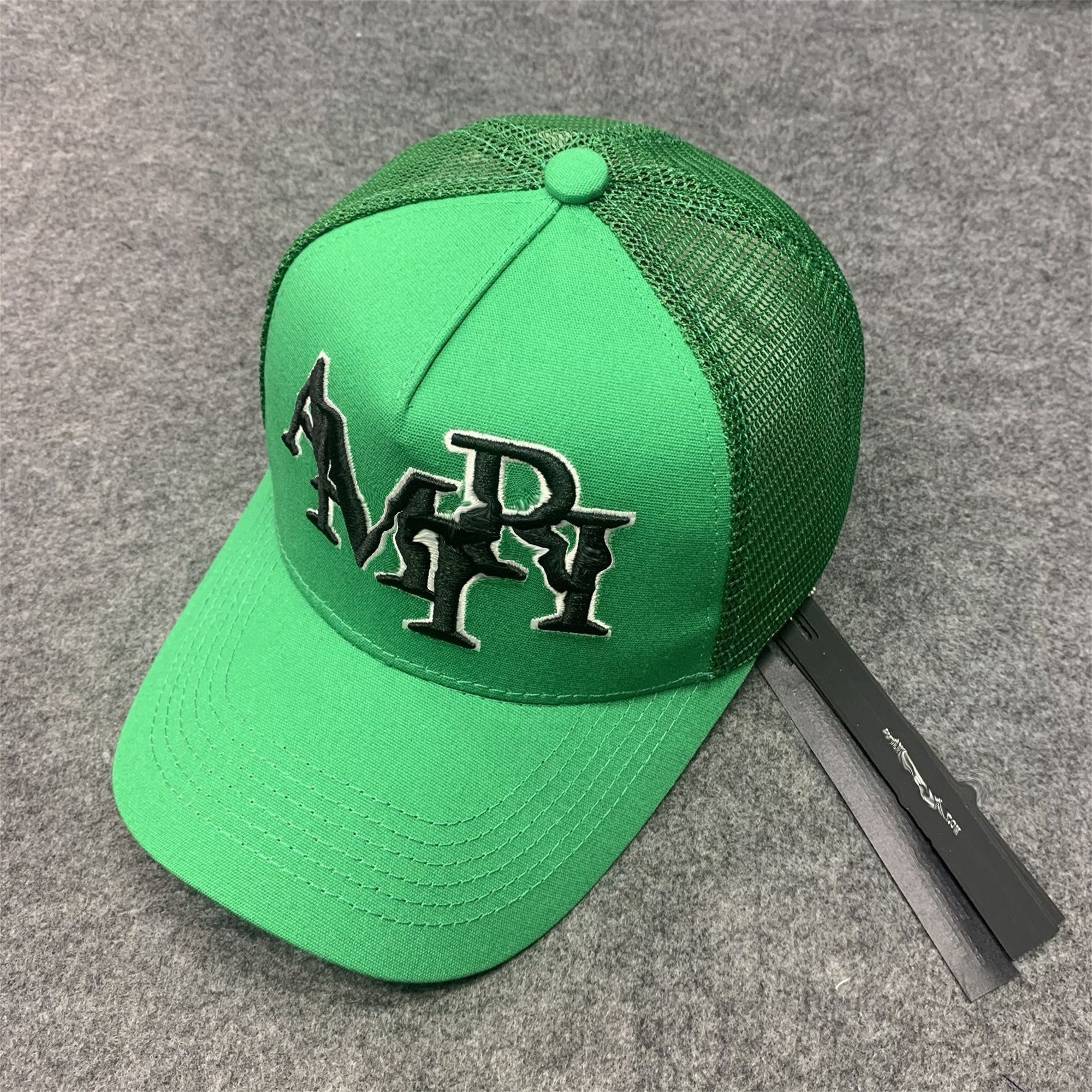 Luxurys Designer Letter Animal Baseball Cap Sports Hat Unisex Fashion Casual Design Floral Hat Embroidery Sun Protection Pretty Girl nice 024