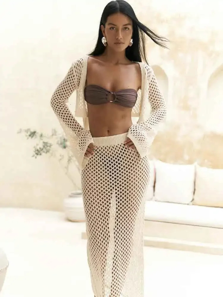 Sexy Knitted Cut Two Piece Swimsuit Cover 2025 Summer Womens Bell Sleeve Waist Strap Top Long Sleeve Set Club Beach Dress K41 250103