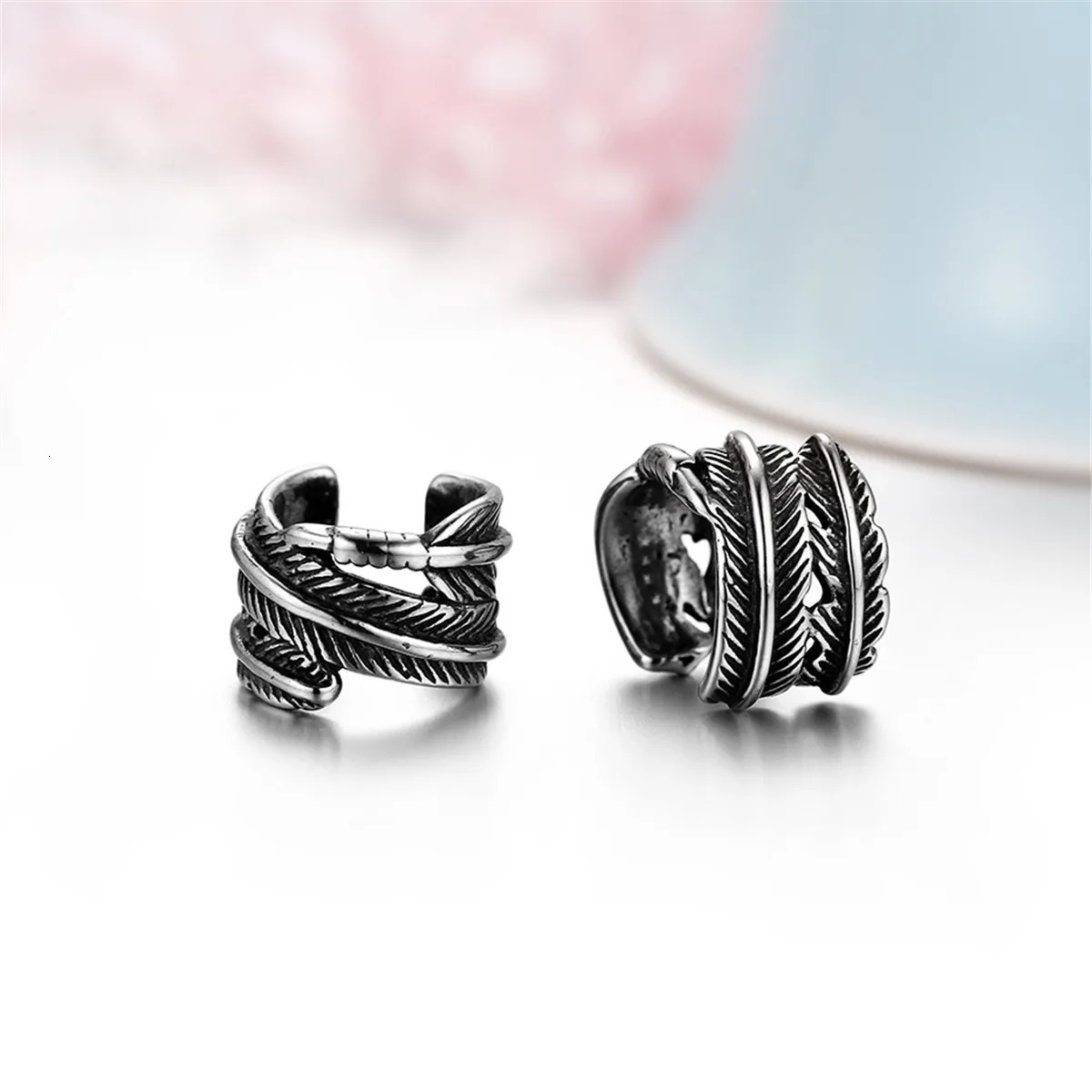BONISKISS Mens 2pcs Vintage Leaf Ear Cuff Non-piercing Stainless Steel Clip Earrings Male Silver Color Jewelry bijoux brincos 250103