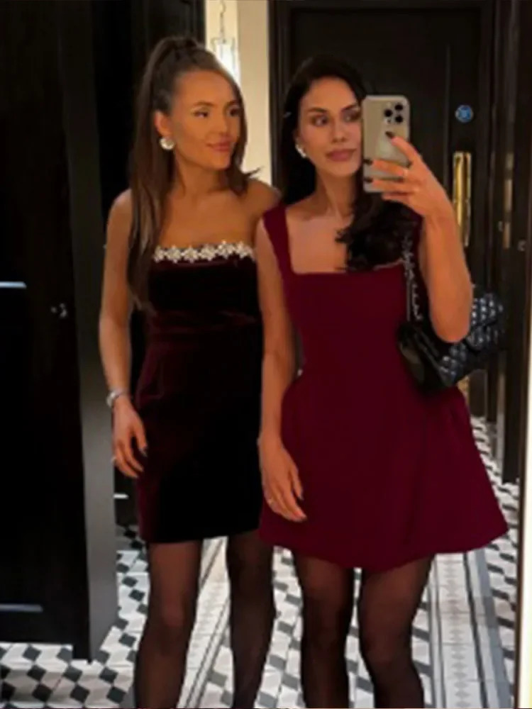 Retro red square neck mini dress elegant high waisted sleeveless slim fit short skirt 2025 Year womens club party vest 250103