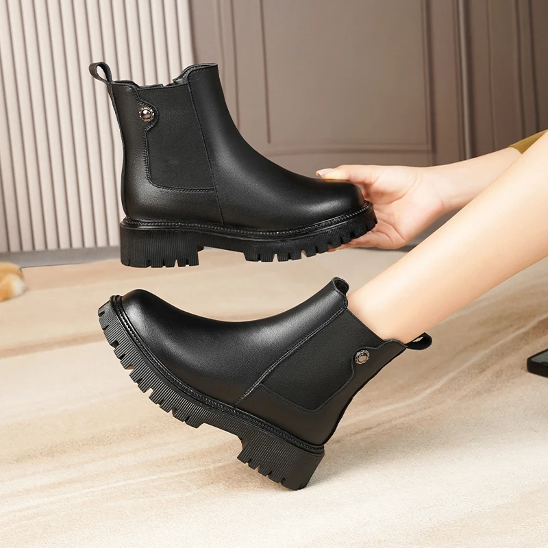 Women Chelsea Boots Genuine Leather Winter Shoes Boots Women Casual Platform Large Size Natural Wool Female Rider Boots