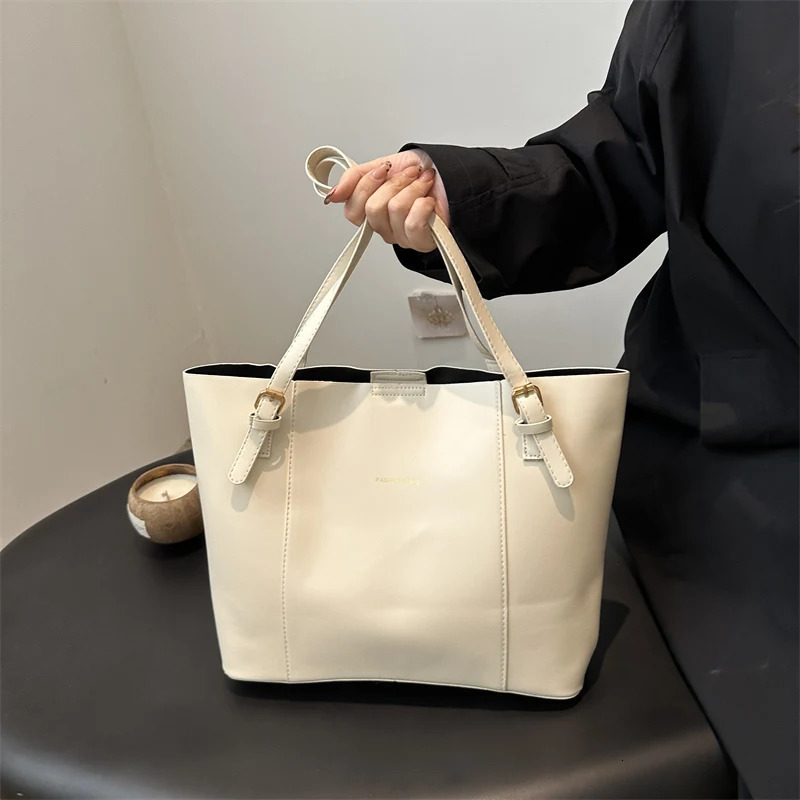 Shoulder Bag for Women Trendy Top Handle Satchel Purse PU Leather Hobo Bag Tote Purse for Work Travel Shopping 250102