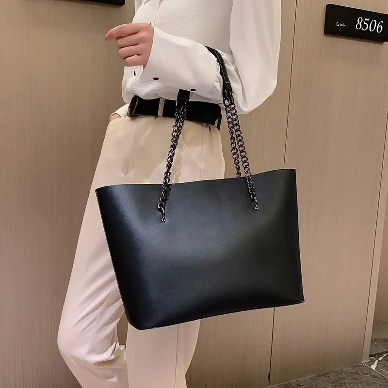 Vintage PU Leather Tote Bag Women Chains Shoulder Bag Large Capacity Handbag Female Shopping Handle Bag Lady Purse 250102