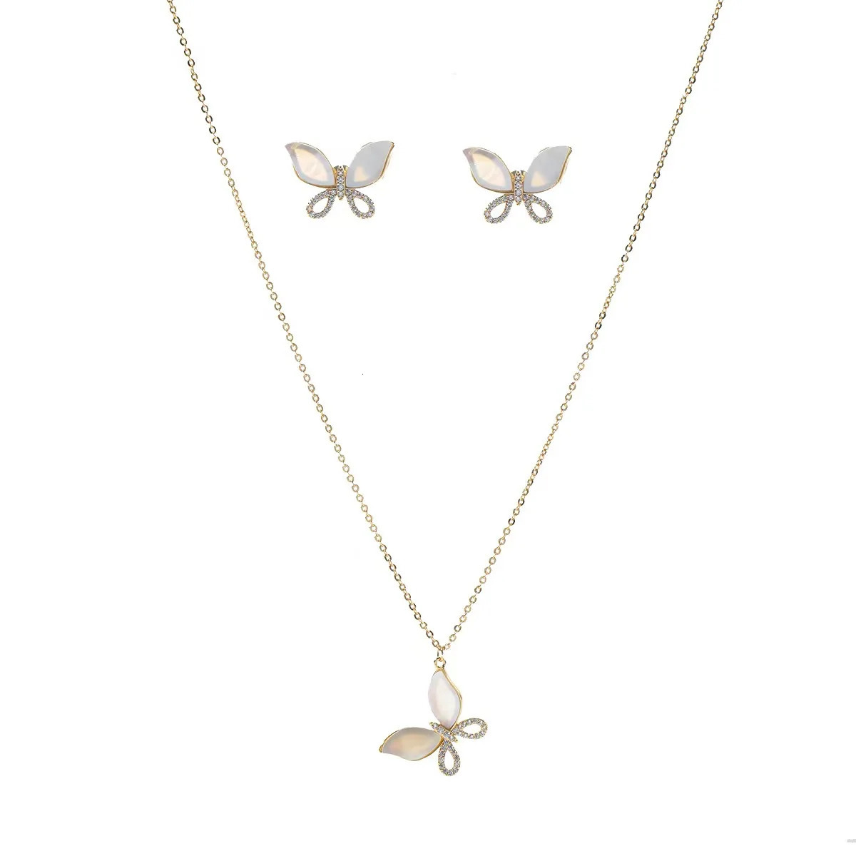 Advanced Fresh Shell Pearl Butterfly Necklace Earnail Jewelry Set with Classic and Small Crowd High end Gift 250102
