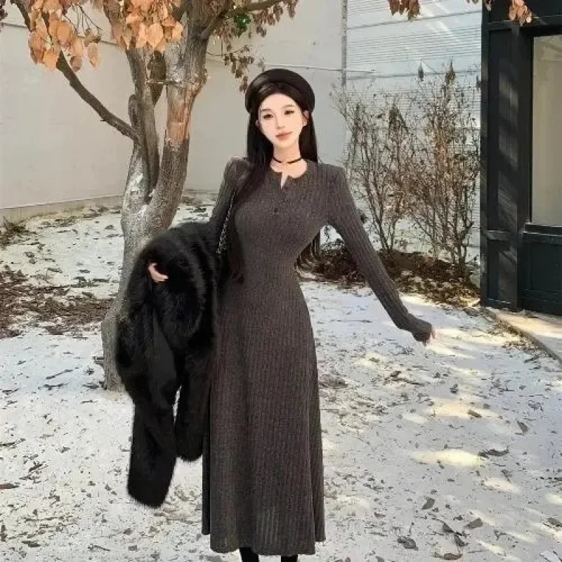 Elegant French Style Long Sleeve Knit Dress For Women Autumn Winter Inner Waist-Fitted Slimming Smooths Your Silhouette 250103