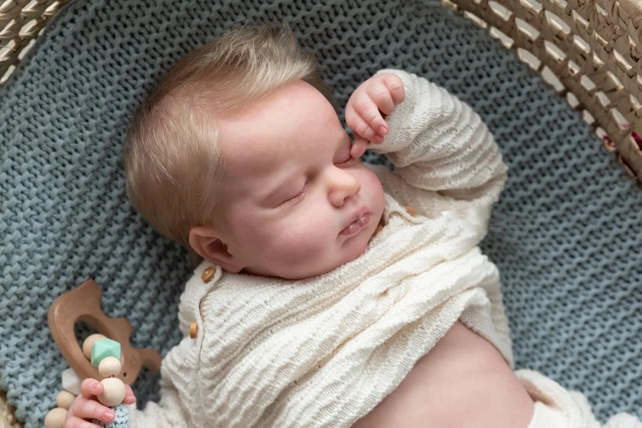 NPK 19inch Full Body Reborn Baby Doll Loulou Lifelike Soft Touch Cuddly born Baby Doll Multiple Layers Painting 3D Skin 250103
