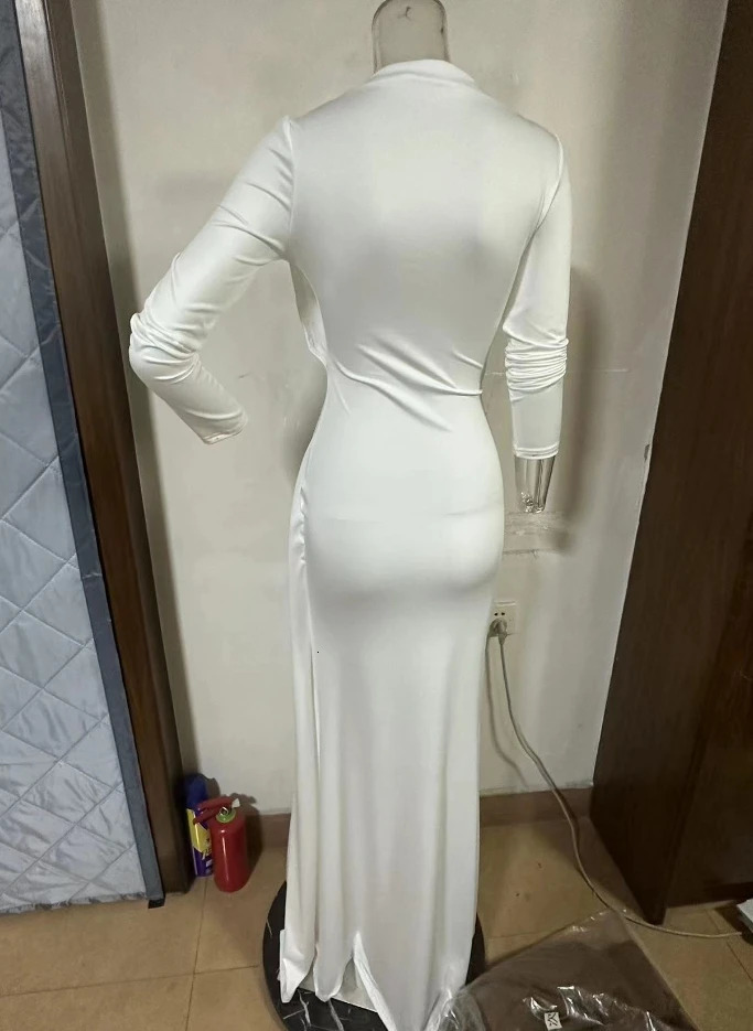 2025 autumn and winter sexy and elegant evening dress with round neck slim fit high waist and hip embrace long sleeved dress 250103