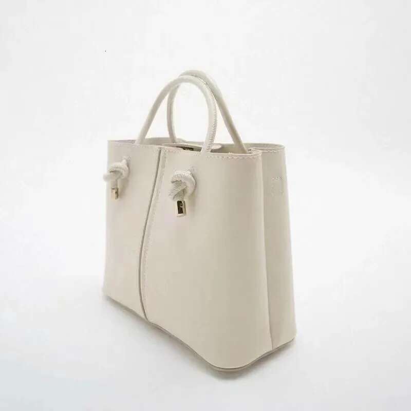 New Square Fashionable Women's Small Niche Design Bucket Bag, One Shoulder Retro Commuting Casual Women's Handbag