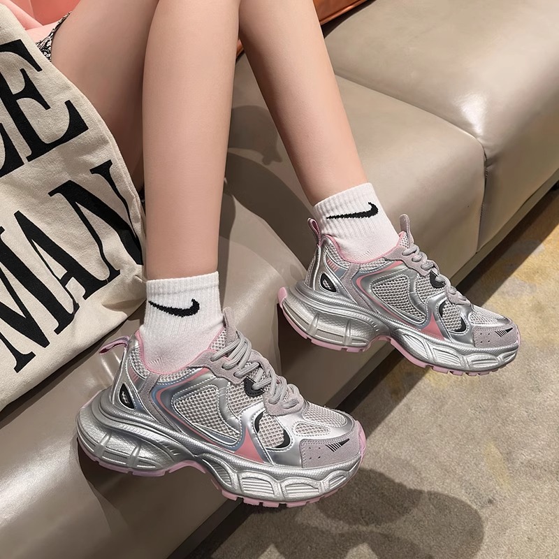 Free shipping 2025 designer casual shoes womens mens Platform sneakers fashion siery outdoor sports women men skate trainers