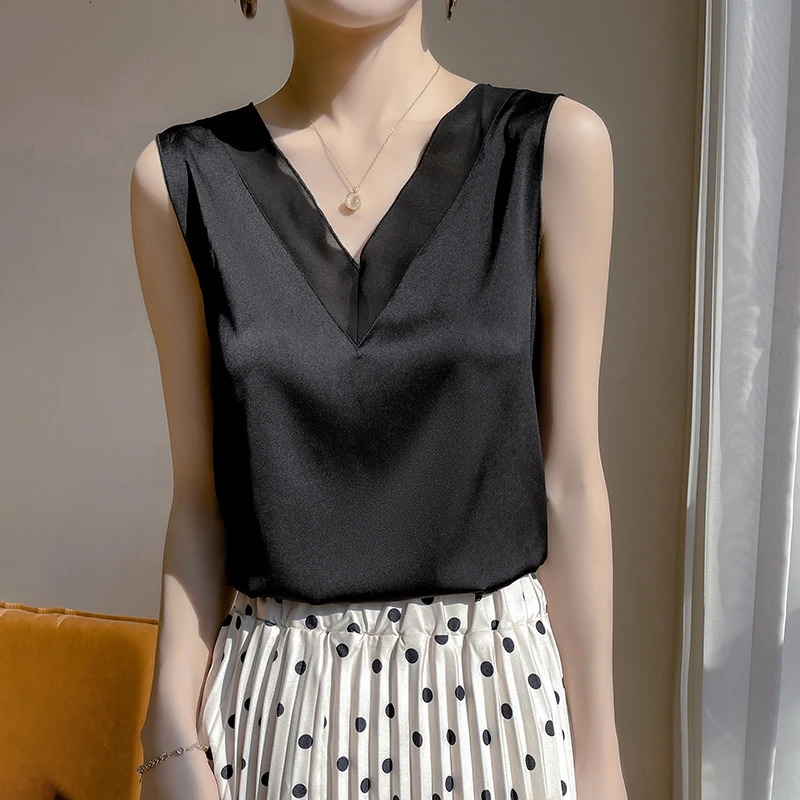 Strap Top Women Halter V Neck Basic White Cami Sleeveless Satin Silk Tank Tops WomenS Summer Camisole 250103