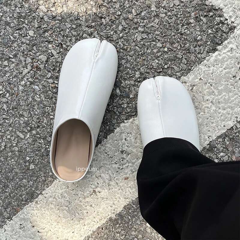 IPPEUM Tabis Mules Split Toe Plus Size 44 Black Leather Slippers Women Designer Flat Shoes