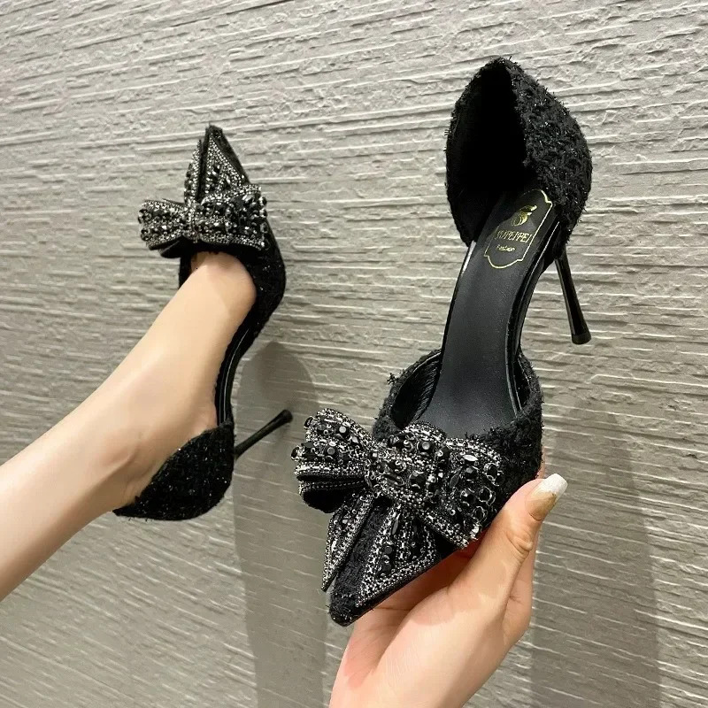 2024 New Autumn Brand Designer High Heels Pearl Crystal Bowtie White Wedding Women Pumps Thin Heeled Party Shoes