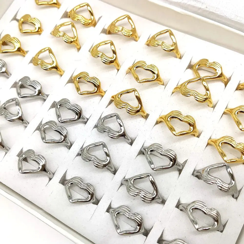 30pcs Style Mix Vintage Stainless Steel Love Hugging Hand Couples Ring Opening Adjustable Romantic Heart Hand Hug Rings 250103