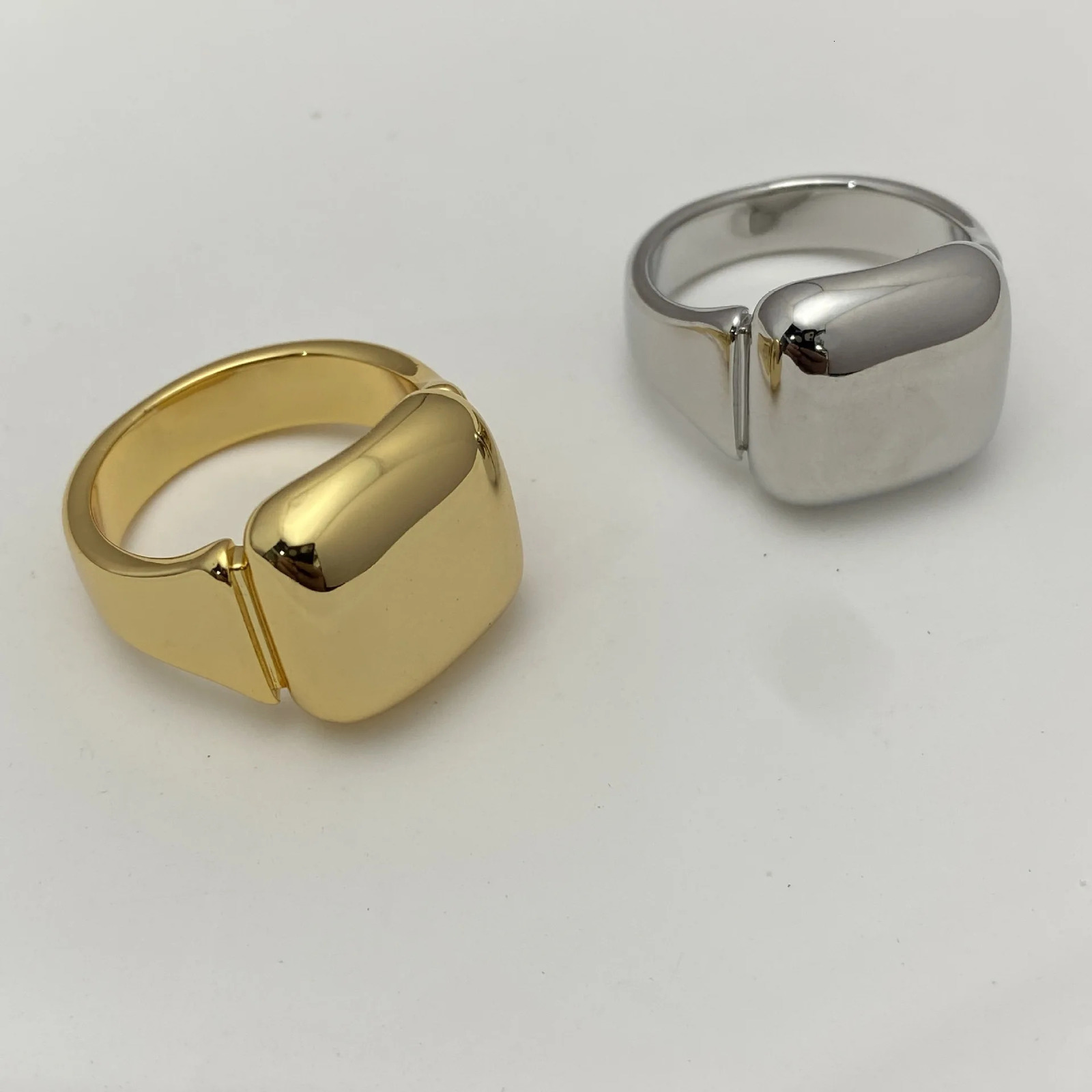 Stainless Steel Square Rings for Women Man Couple Ring Metal Smooth Surface Block Jewelry Punk Party Gift Simple n 250103