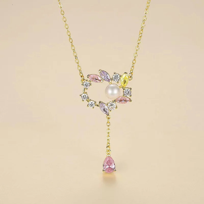 floral necklace for women with a high-end and luxurious fashionable and personalized bracelet earring set 250102