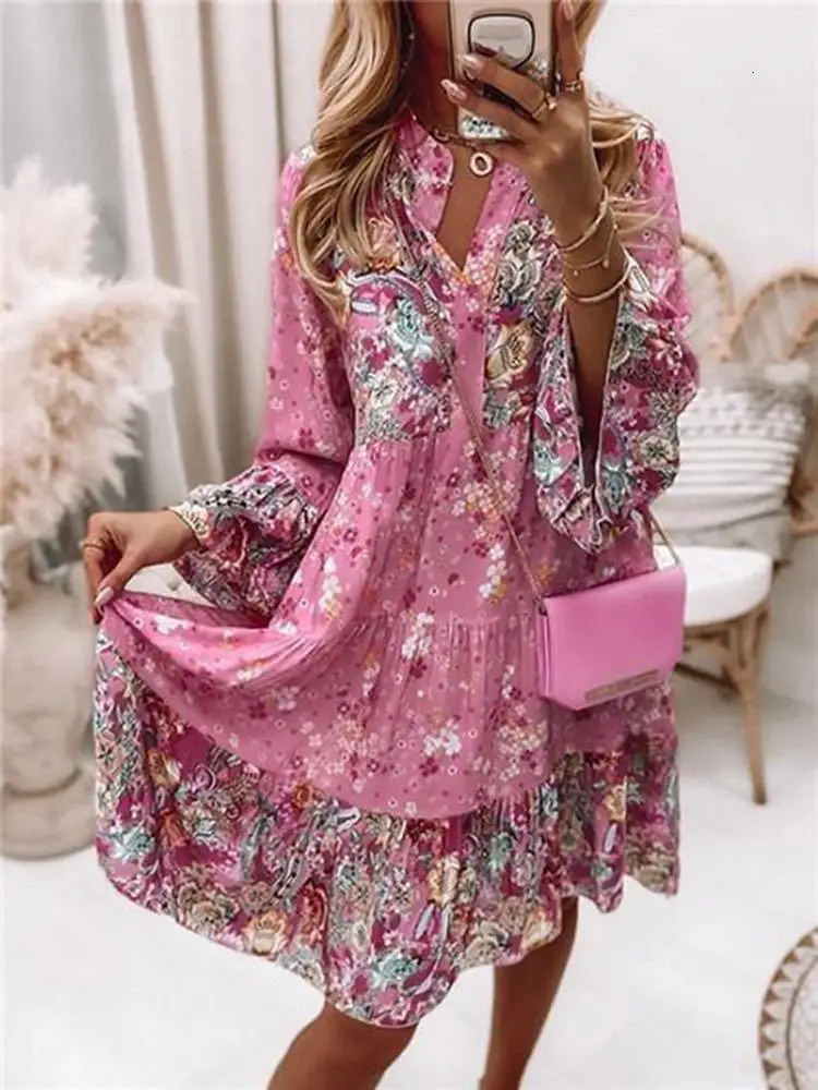 Casual floral print womens rotating summer bohemian V-neck loose A-line dress elegant beach party dress womens robe 250103
