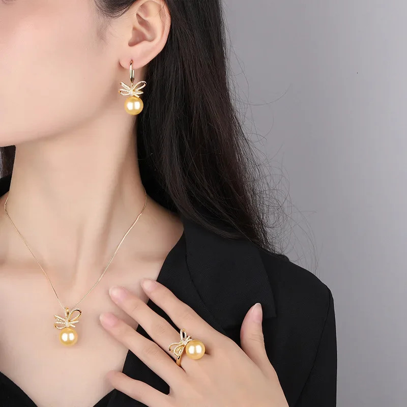 S925 Silver Plated 18K Gold Plated PT950 Platinum Light Gold Shell Beads Korean Style Bow Diamond Set for Women 14mm 250102