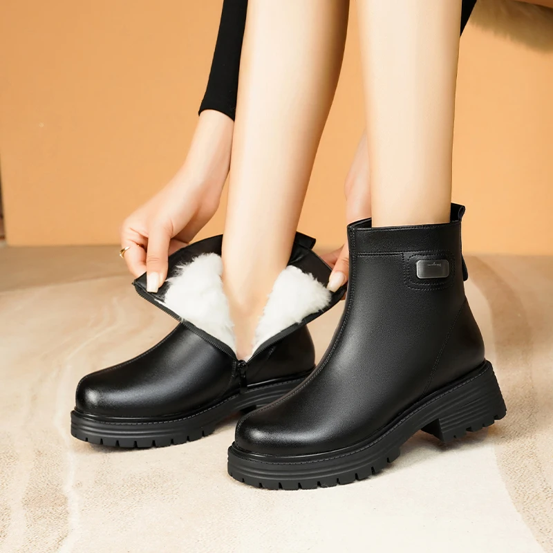 AIYUQI Ankle Boots Women Genuine Leather Natural Wool Snow Boots Women Anti Slip Large Size Women's Motorcycle Boots