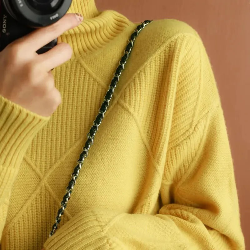 Autumn and Winter Womens Pullover Sweater Thickened Warmth Fashion Knitted Wool High Collar DF4845 241227