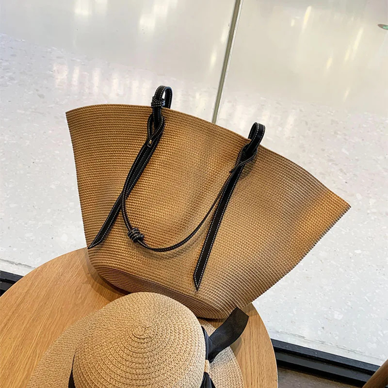 Large Capacity Beach Shopping Bags Rattan Woven Shoulder Bag Women Handmade Straw Handbags Summer Travel Bag 250102