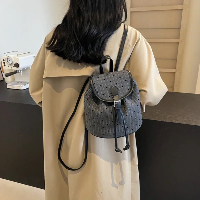 Fashion Retro Oxford Backpack Womens Mini Plaid Bow Heart Embroidery Backpacks Y2K Cute Versatile Small Zipper Shoulder Bag 250102