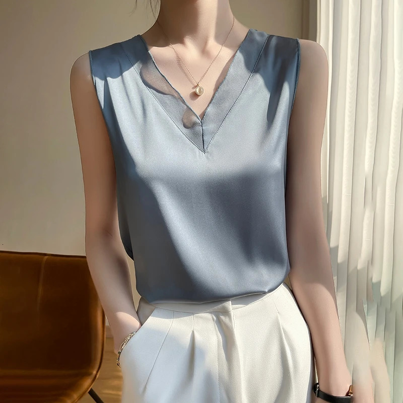 Strap Top Women Halter V Neck Basic White Cami Sleeveless Satin Silk Tank Tops WomenS Summer Camisole 250103