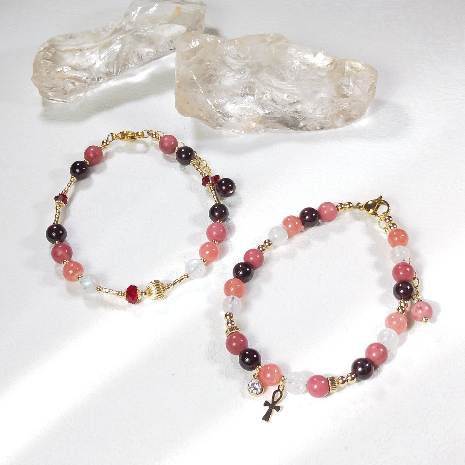 Lili Ji Natural Garnet Moonstone Rhodiola 6mm US 14K Gold Plated Charm Bracelet Handmade Fashion Jewelry 250102