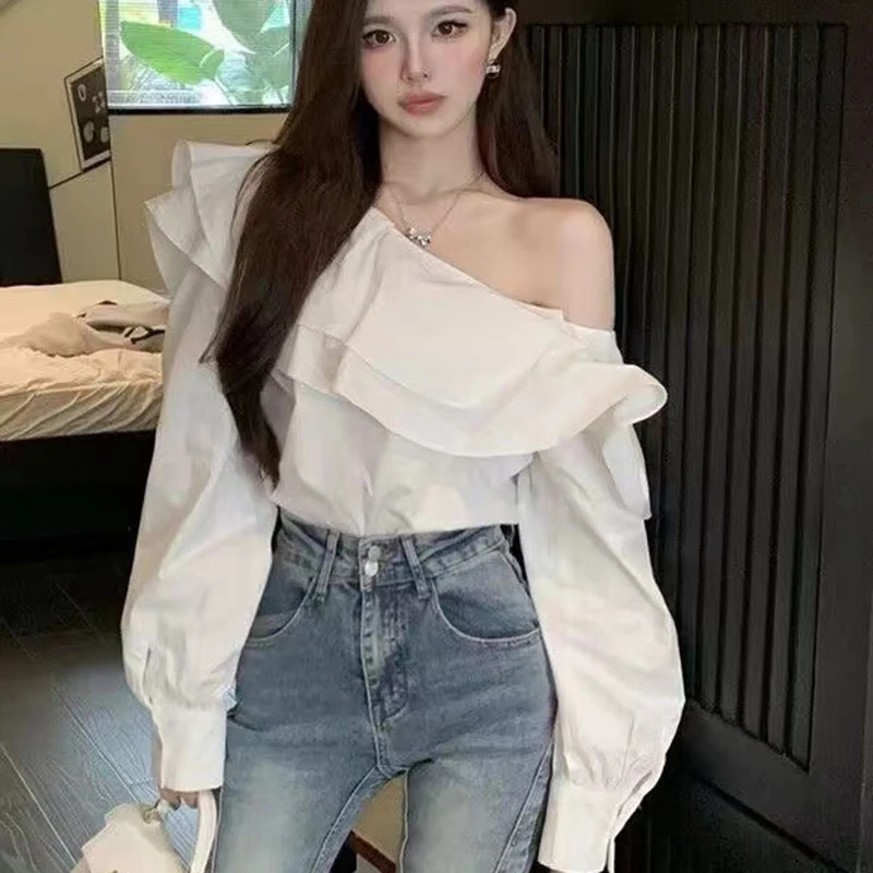 Retro pleated shoulder white shirt for women fashionable long sleeved loose and elegant womens slim fit casual sexy top 8395 241231