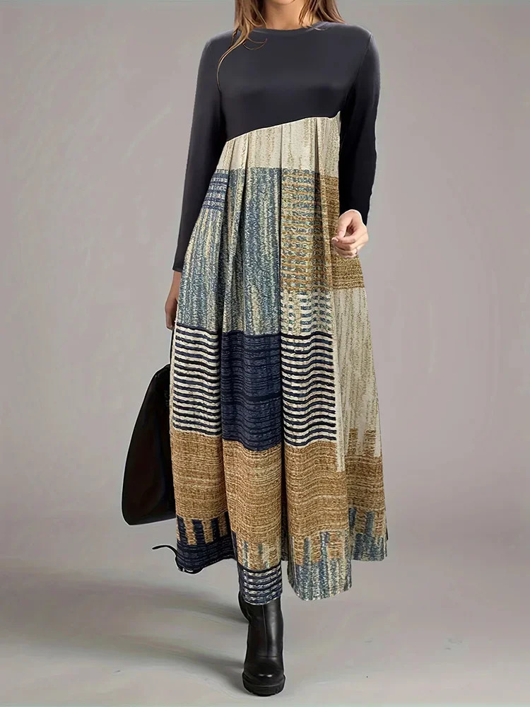 Classic Striped Colorblocking Dress Women Long Sleeve O Neck Black White Gray maxi Dresses Lady Autumn Winter A line Dress Robe 250103
