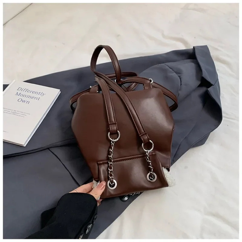 Solid Color Quality PU Plush Trimmed Fashion Backpack with Chain Flip Hand Bag Bags for Women Bolsas Femininas 250102