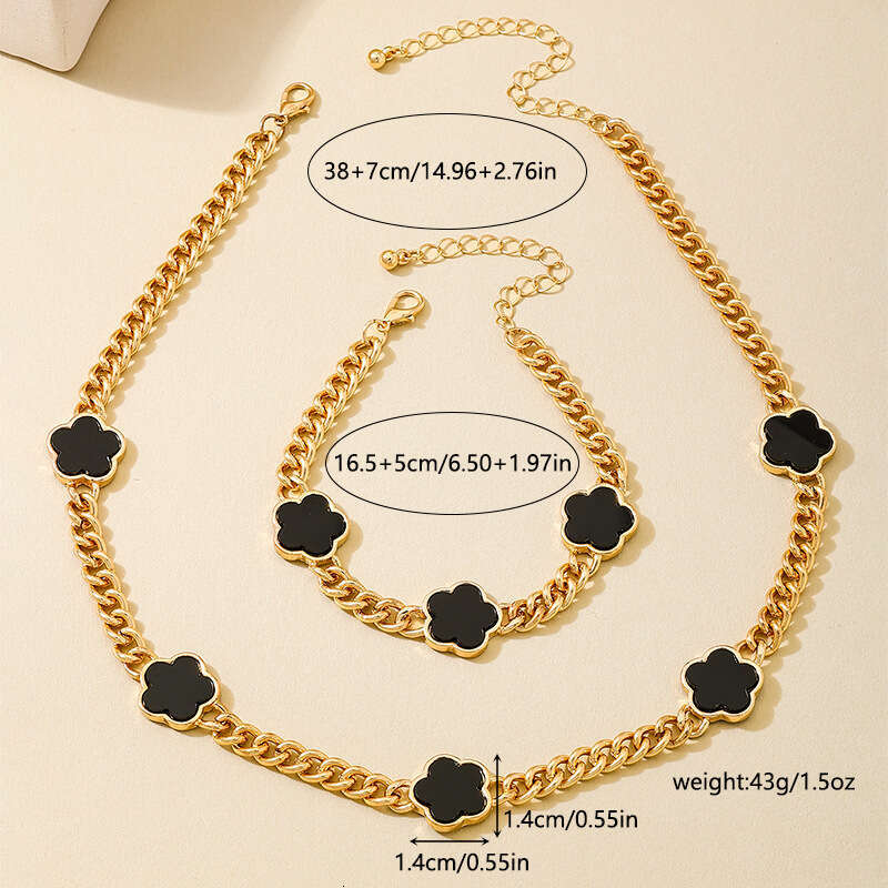 1 of fashionable, charming elegant banquet style metal chain, five leaf grass women's necklace, bracelet and jewelry set