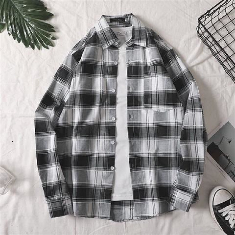 Colorful plaid couple plaid shirt jacket long sleeved inch shirt for teenagers Korean casual student handsome mens shirt