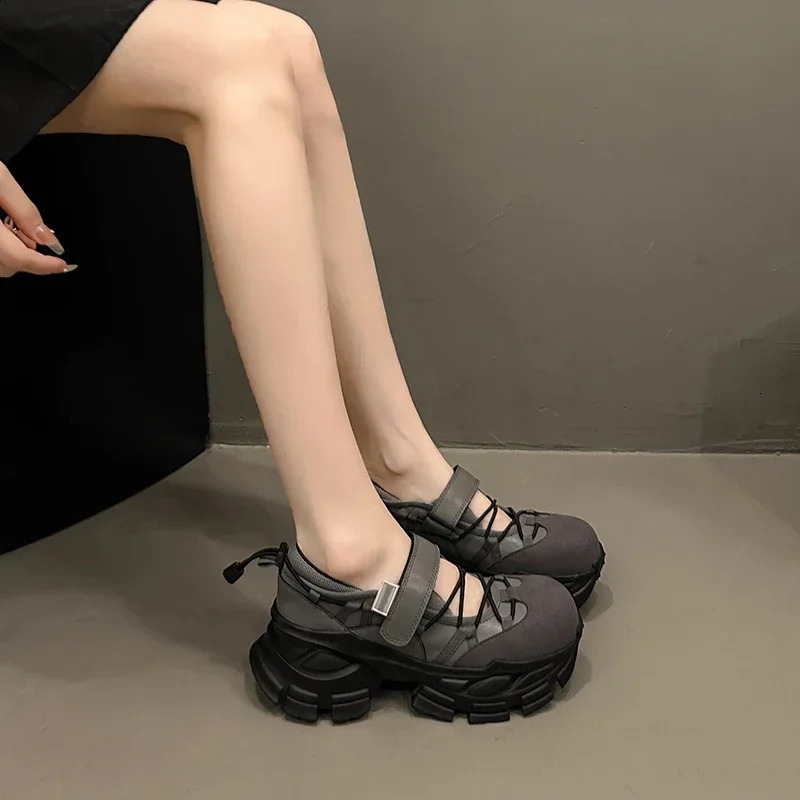 2024 High-quality Thick-soled Hollow Fashion Fully Comfortable Non-slip Breathable Sports Casual Wear-resistant Womens Shoes 250103